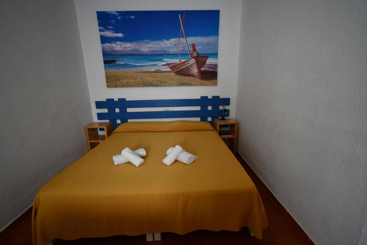 Apartamentos Lesley - Es Pi Playa Migjorn Εξωτερικό φωτογραφία